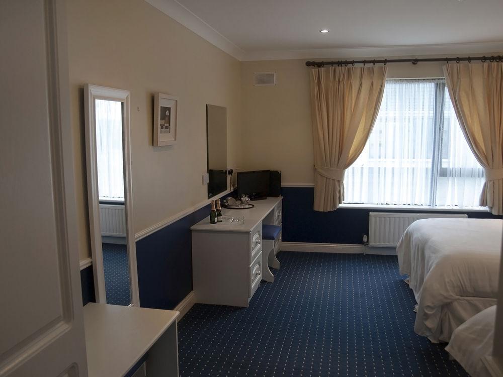 Hillview House Ξενοδοχείο Lusk Εξωτερικό φωτογραφία
